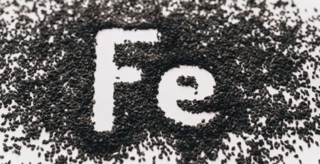 Seeds played out in the shape of iron element